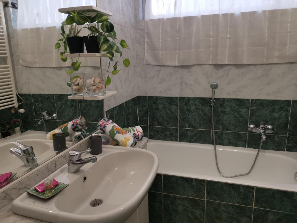Bnbook Trilo Mind Rho Trilocale Con 2 Camere E 2 Bagni 외부 사진